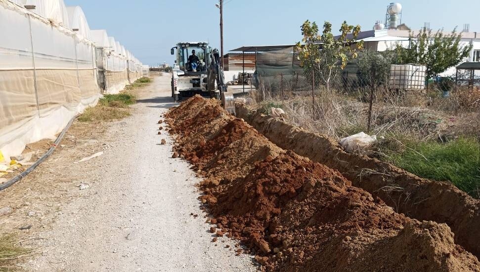 Gazimağusa Belediyesi 3 sokağa şebeke su hattı döşeneceğini açıkladı