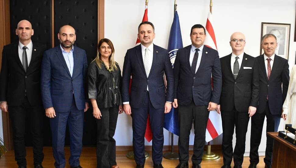 Türkiye Cumhuriyeti Gençlik ve Spor Bakan Yardımcısı Eminoğlu DAÜ’deydi