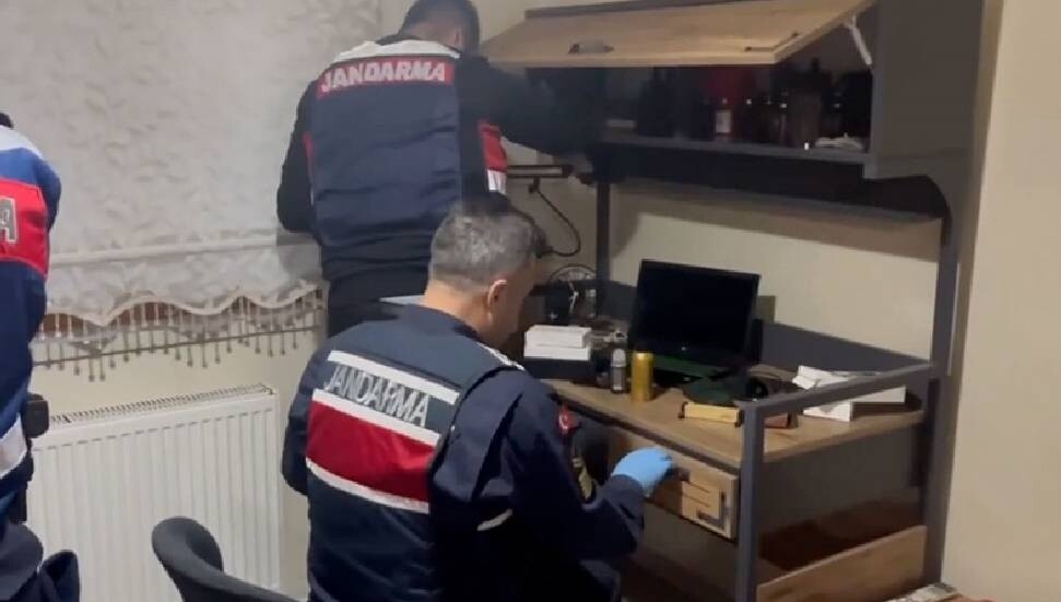 Uyuşturucu satıcılarına yönelik "Narkokapan-Antalya" operasyonunda 104 şüpheli tutuklandı