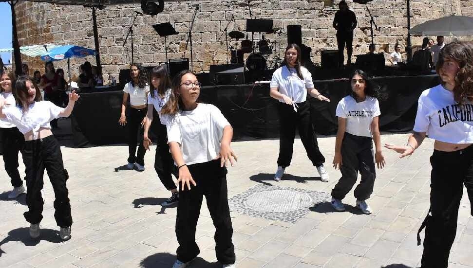 ‘19 Mayıs Atatürk’ü Anma, Gençlik ve Spor Bayramı’ Girne’de coşku ile kutlandı