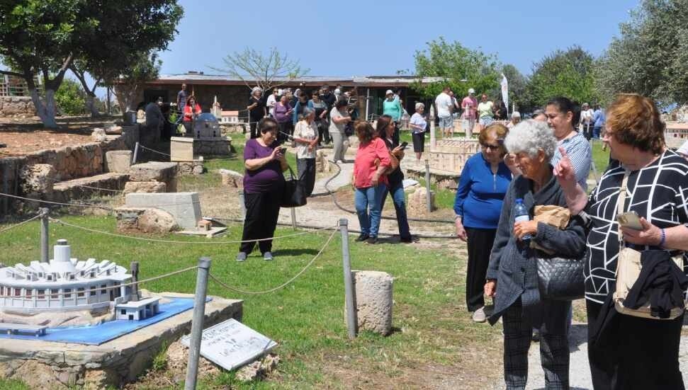 Güzelyurt Belediyesi Sosyal Hizmet Birimi’nin gezileri devam ediyor