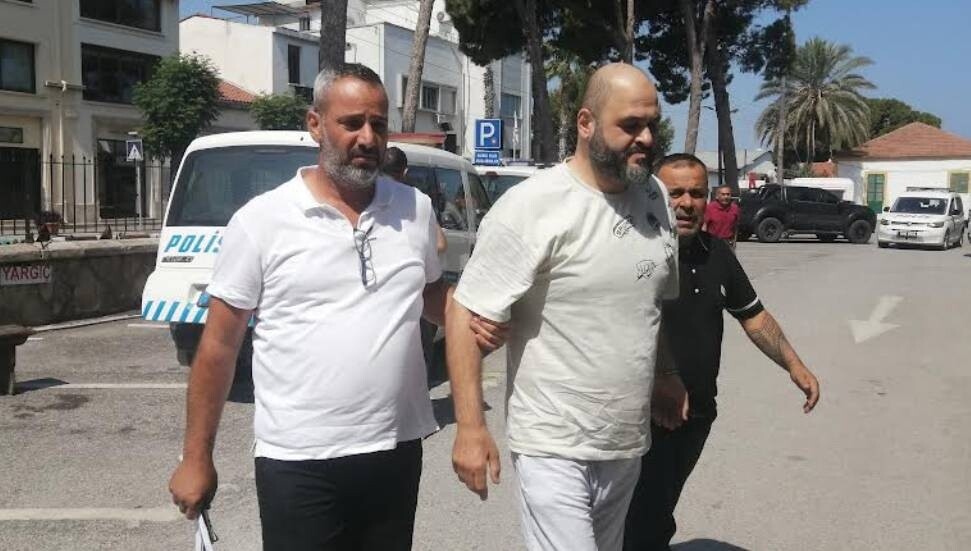 Kalaşnikof ve çok sayıda mermiyle yakalanan üç zanlı 8 gün tutuklu kalacak