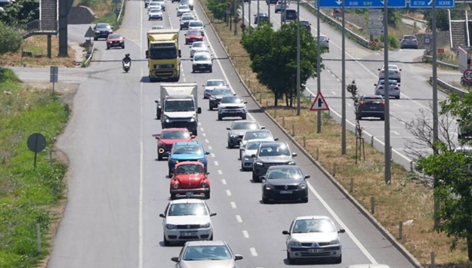 Türkiye'de bayram tatilinden dönüş yoğunluğu başladı