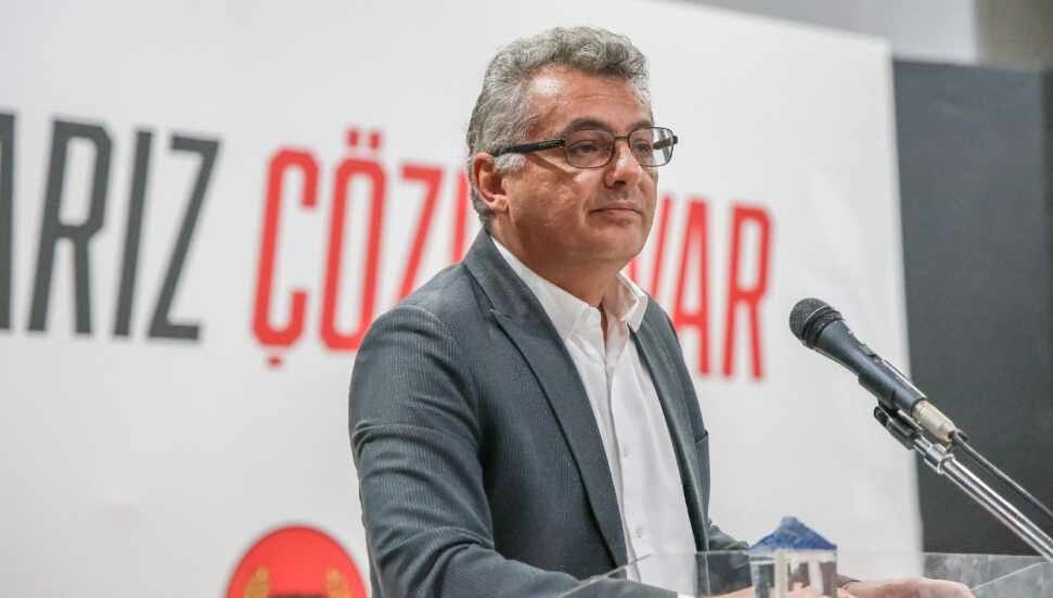 Erhürman Challenges Tatar to Public Debate on Live TV