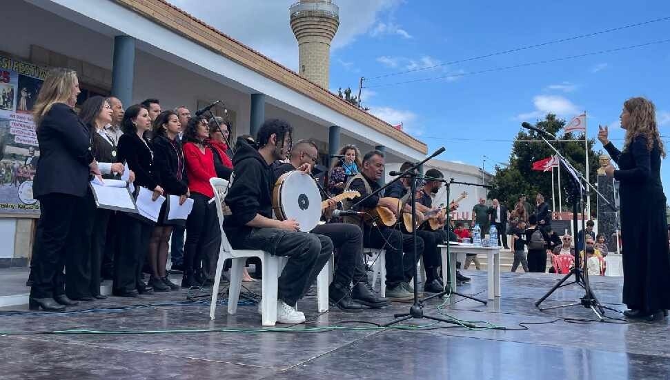 Uluslararası halk dansları ekipleri Lefkoşa, Yılmazköy ve Yenierenköy’de sahne alacak
