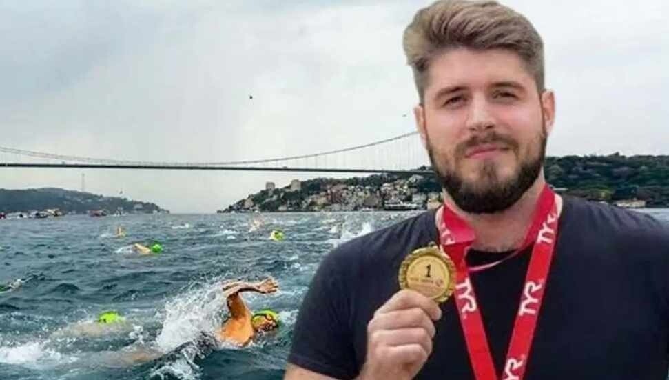 İstanbul Boğazı'nda kaybolan Rus yüzücüyü arama çalışmaları sürüyor