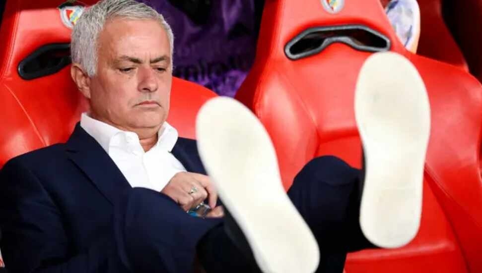Mourinho'ya uzatma şoku