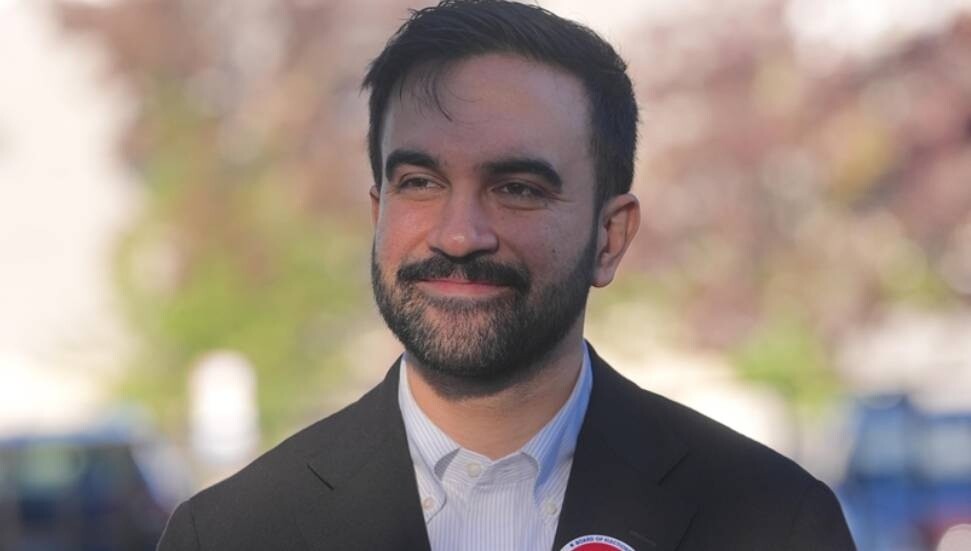 New York'un ilk Müslüman Belediye başkan adayı Mamdani, sandıktan zaferle çıktı