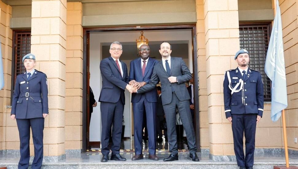 Erhürman-Christodoulides Meeting in Greek Cypriot Press: “They Talk, but ‘Empty-Handed’”