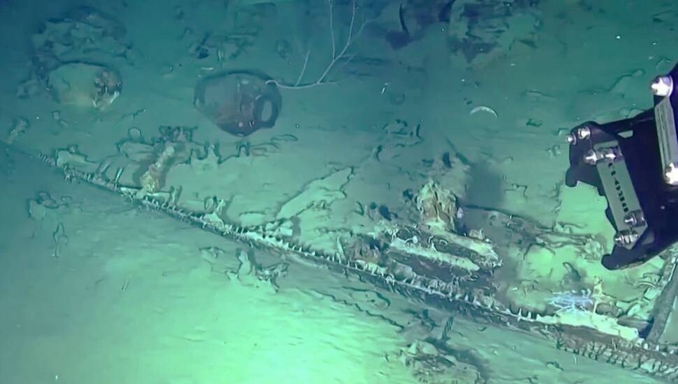 Kolombiya, 300 yıllık gemi enkazından ilk hazineleri çıkardı