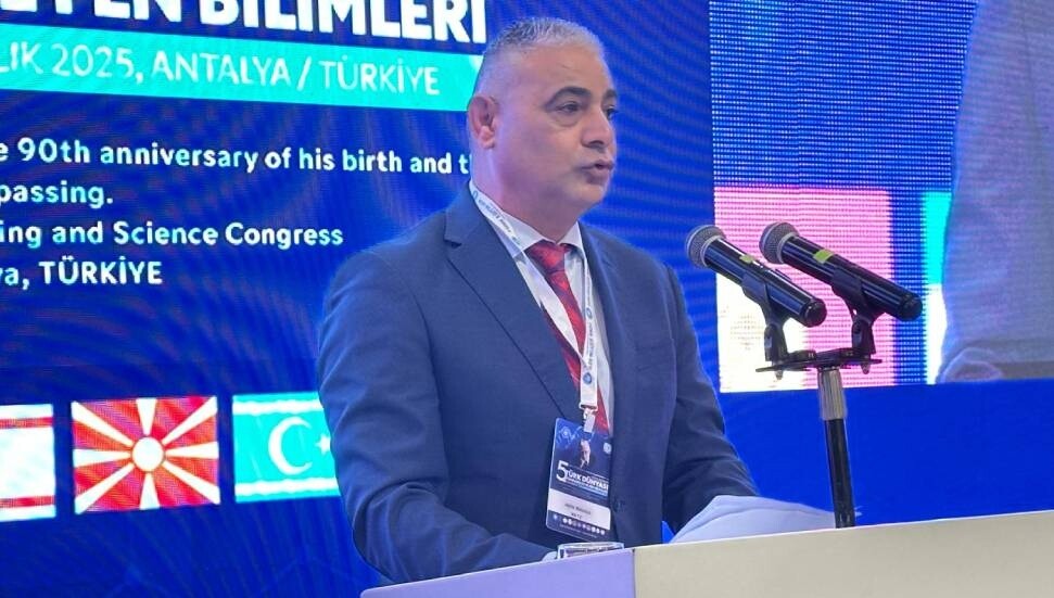 Akın Manga, Türk Dünyası Kongresi’nde konuştu