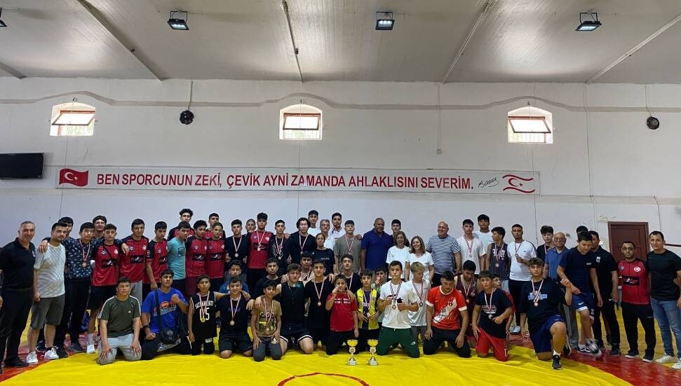 Güreşte Fikri Karayel Kupası, Lefkoşa ve Lapta’nın