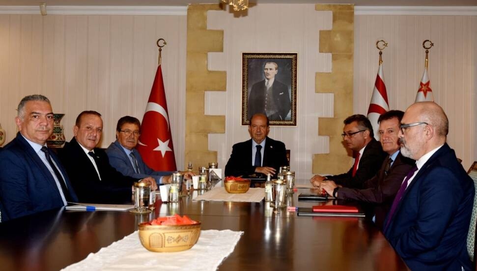 Cumhurbaşkanı Ersin Tatar, Meclis'teki siyasi partilerin başkanlarıyla görüştü