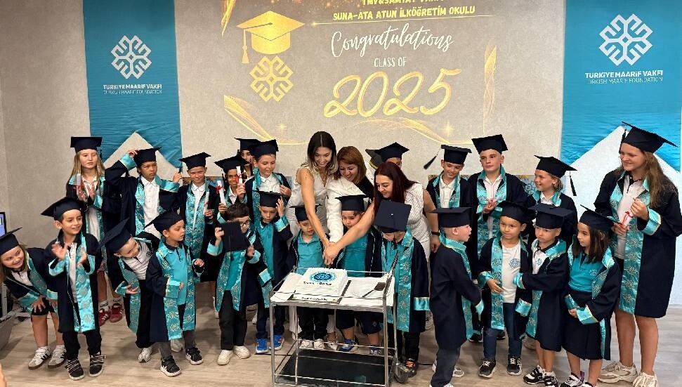 TMV&SAMTAY Vakfı Suna-Ata Atun İlköğretim Okulu’nda mezuniyet coşkusu yaşandı