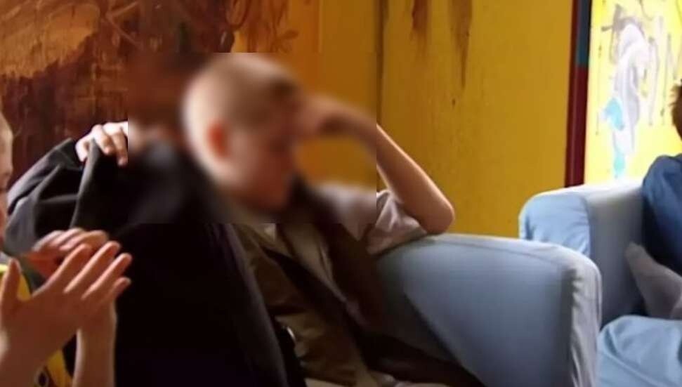 Televizyonda sosyal deney yapıldı: 10 çocuk 5 gün boyunca yalnız bırakıldı