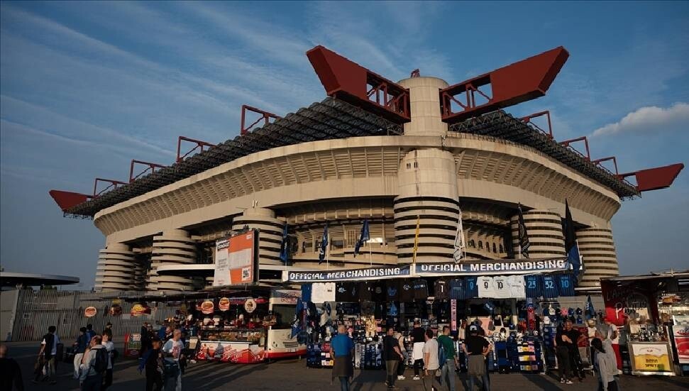 Milan ve Inter kulüpleri, San Siro Stadı'nı satın aldı