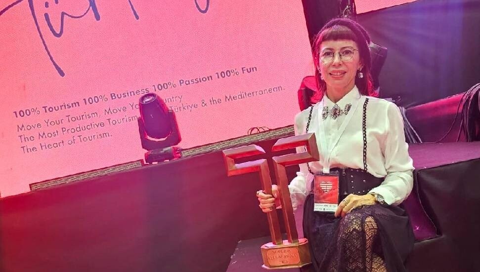 DAÜ mezunu Özkan, Turizm Tasarım Ödülü’ne layık görüldü