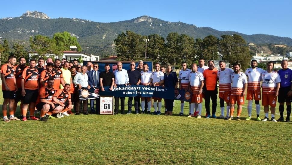 Ünal Üstel: Mehmet Dursun yüreği vatan sevgisiyle kaplı bir kardeşimizdi