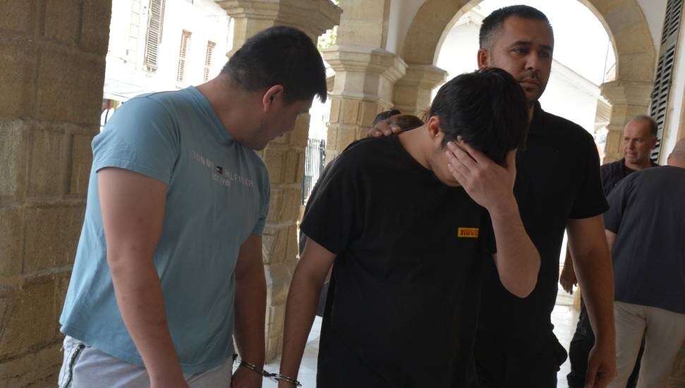 Lefkoşa’da kart dolandırıcılığı: Bahtiyarov cezaevine gönderildi, Baramov teminata bağlandı