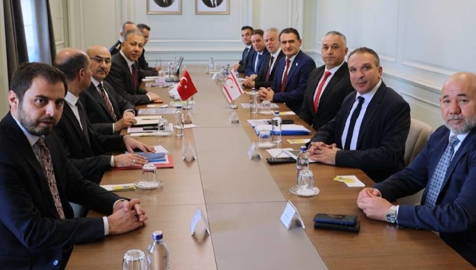 İçişleri Bakanı Dursun Oğuz, mevkidaşı Ali Yerlikaya ile görüştü