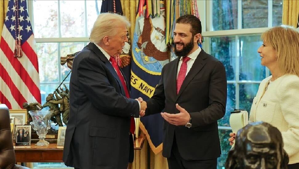 ABD Başkanı Trump ile Şara arasında Oval Ofis'teki esprili sohbet sosyal medyada gündem oldu