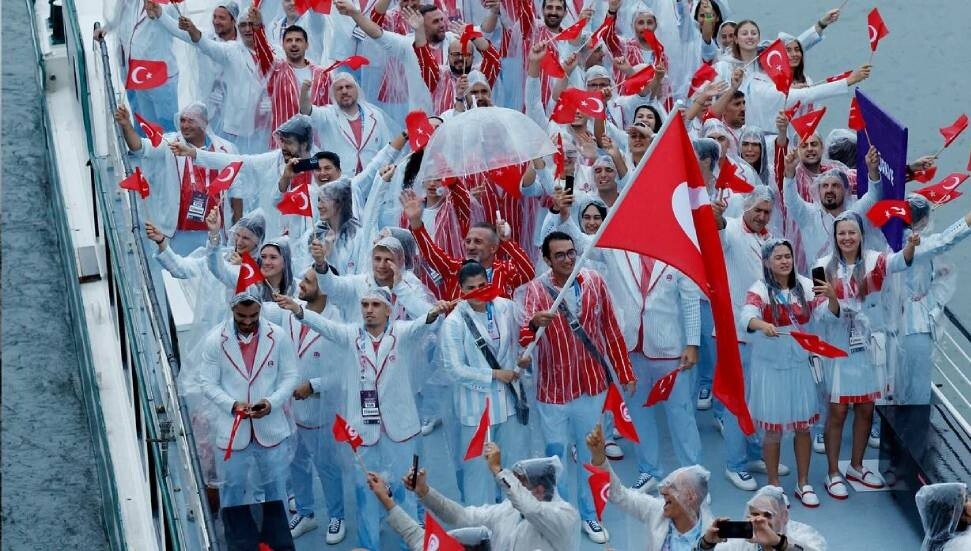 Olimpiyat sporcularının kıyafetleri yeniden tasarlanacak