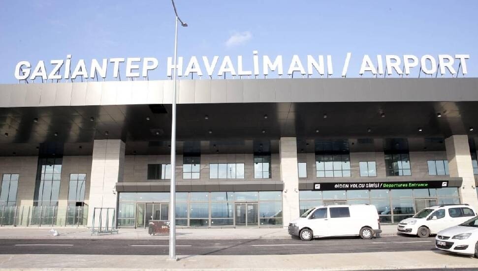 Gökyüzünde tanımlanamayan cisim: Gaziantep Havalimanında uçuşlar durduruldu