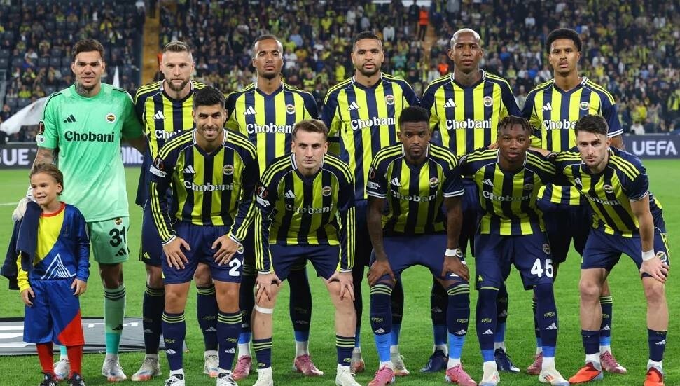 Kadıköy'de Kerem Aktürkoğlu'nun gecesi: Fenerbahçe ilk galibiyetini aldı