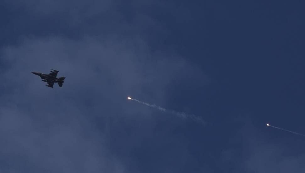 İsrail ordusu, Yemen'de farklı noktalara hava saldırıları düzenledi